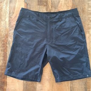 Free Planet Hybrid Shorts - Black